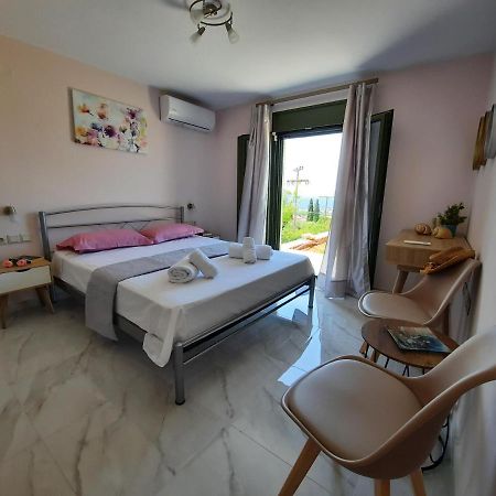 Freesia Grand Sea View Residence Svoronata Extérieur photo