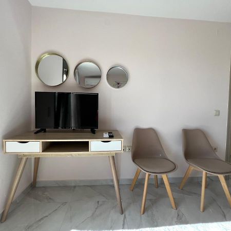 Freesia Grand Sea View Residence Svoronata Extérieur photo