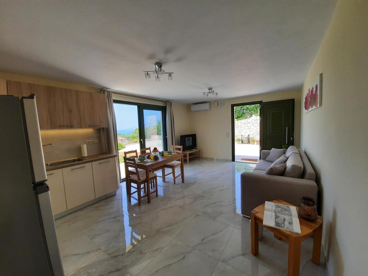 Freesia Grand Sea View Residence Svoronata Extérieur photo