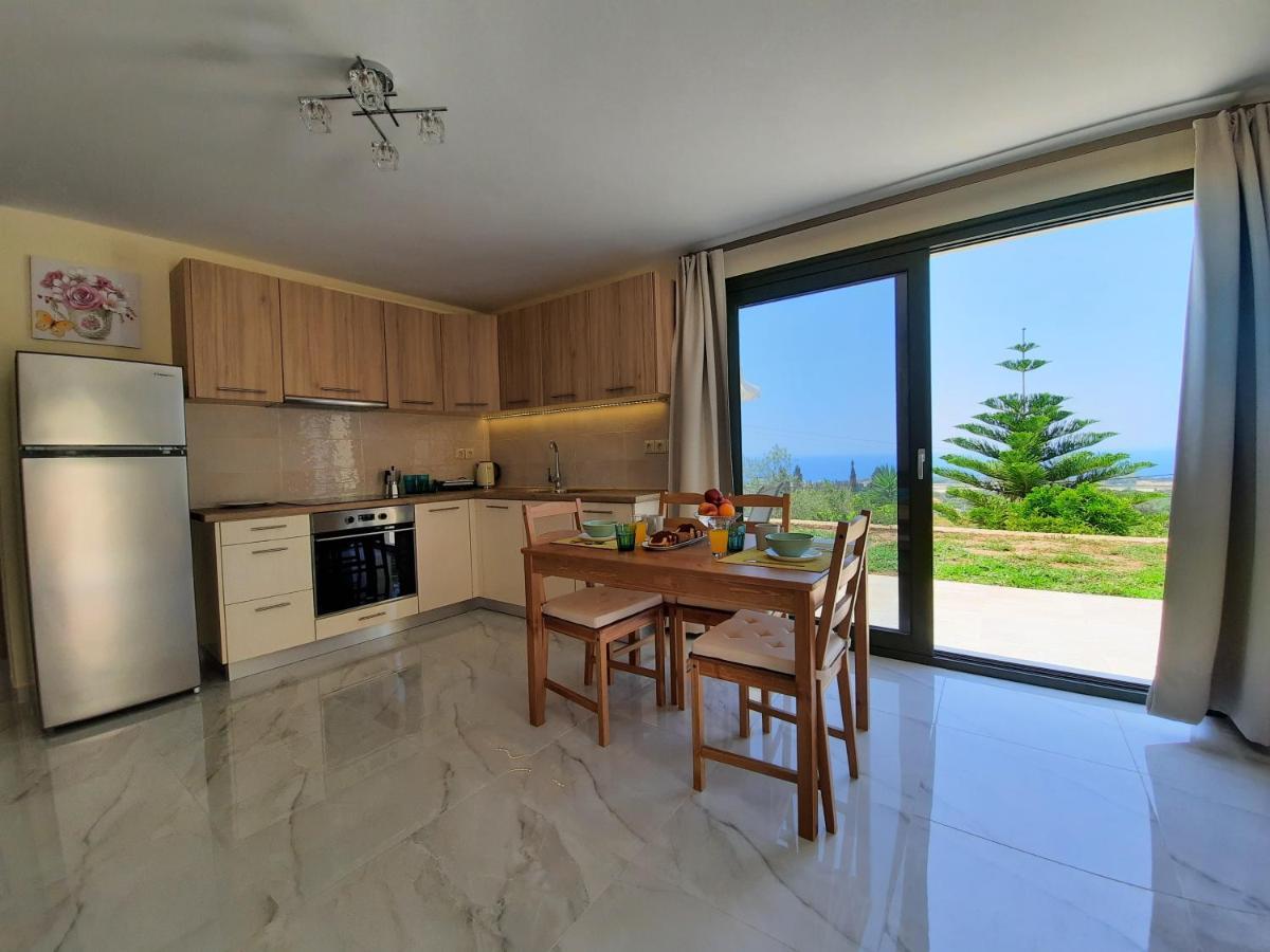 Freesia Grand Sea View Residence Svoronata Extérieur photo