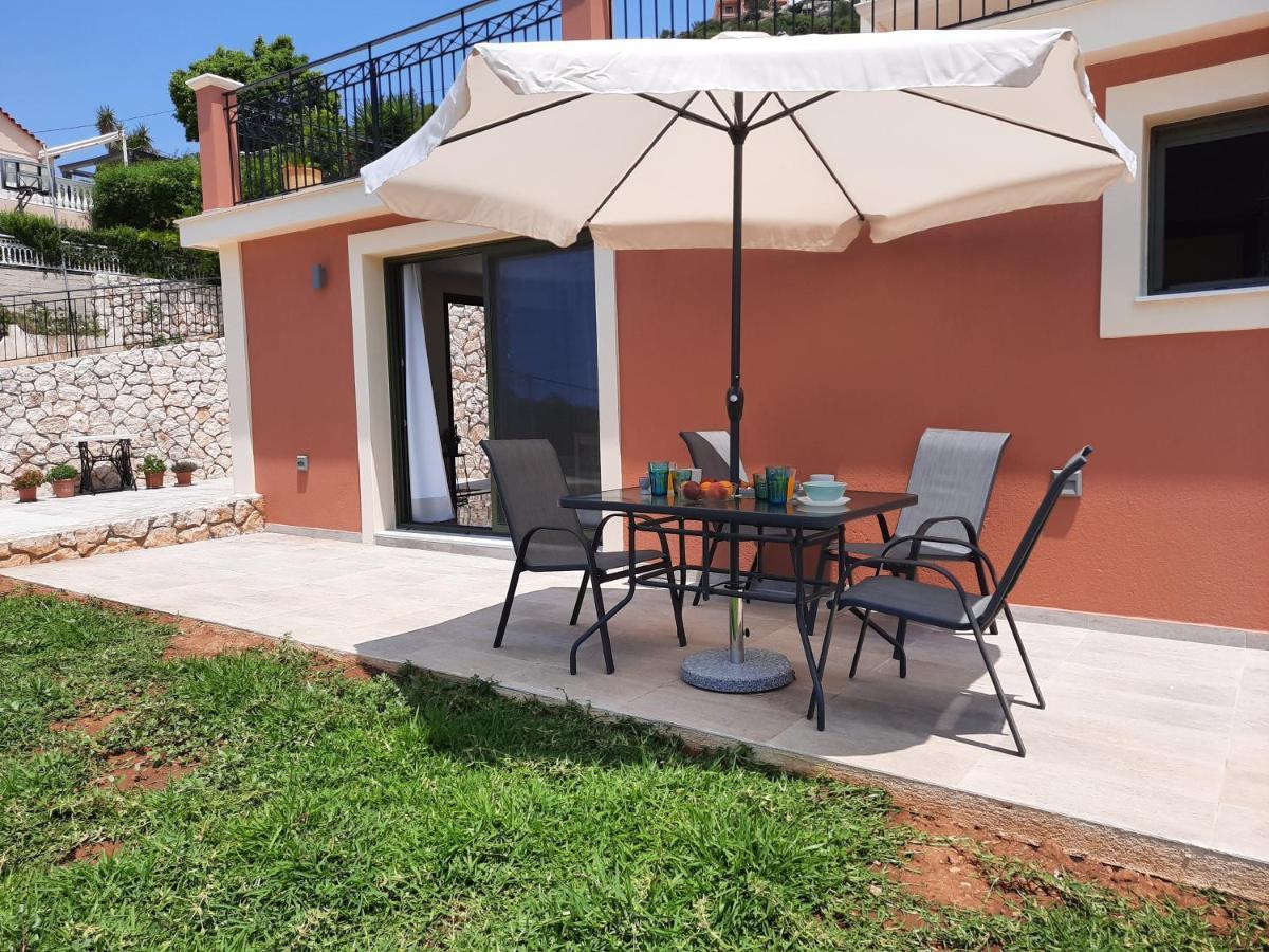 Freesia Grand Sea View Residence Svoronata Extérieur photo