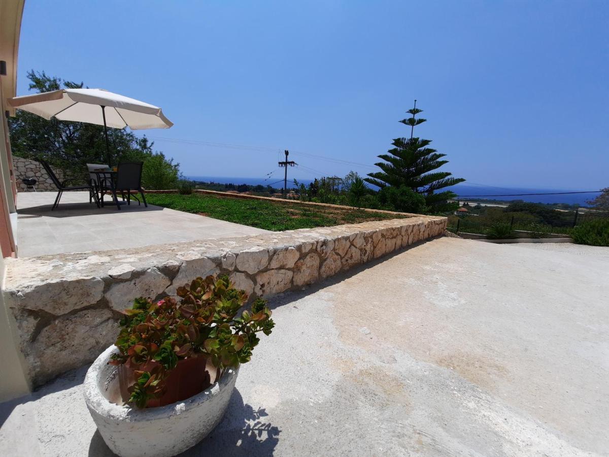 Freesia Grand Sea View Residence Svoronata Extérieur photo