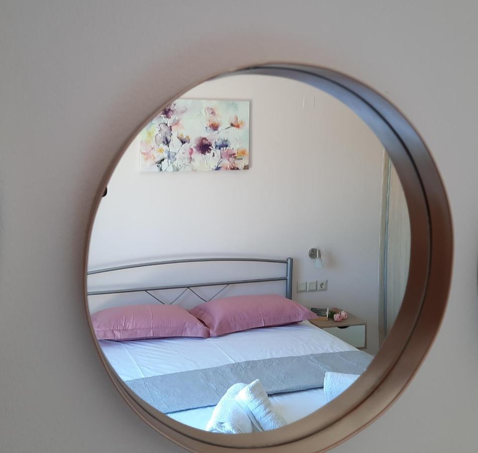 Freesia Grand Sea View Residence Svoronata Extérieur photo