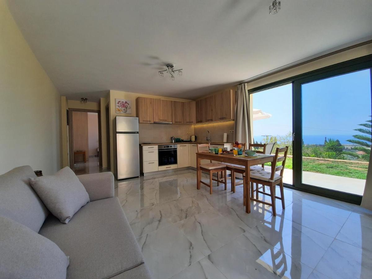 Freesia Grand Sea View Residence Svoronata Extérieur photo