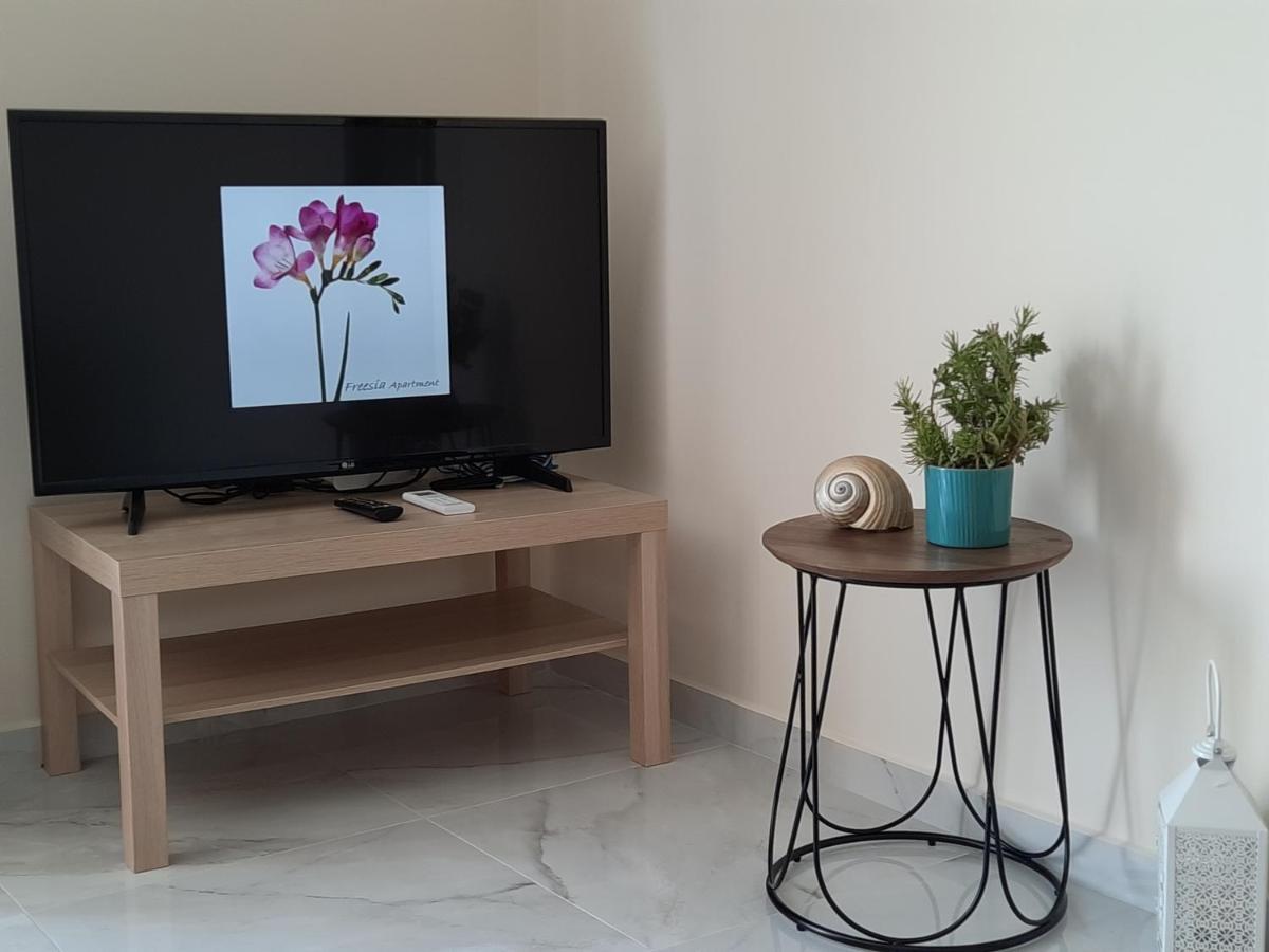 Freesia Grand Sea View Residence Svoronata Extérieur photo